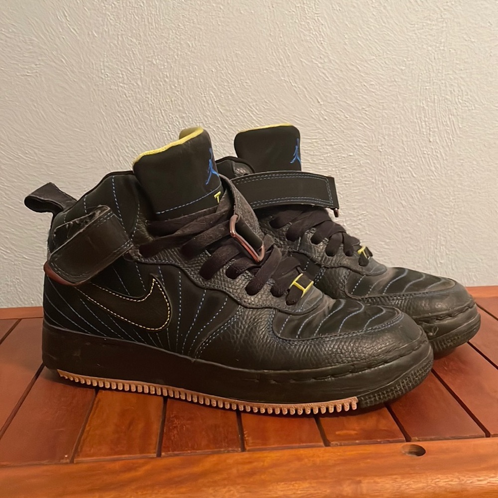 Nike Air Force 1